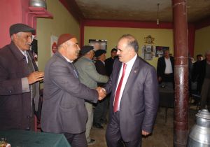 Aksak seçim gezilerini sürdürüyor